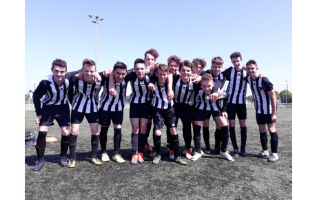U17 : Champion en D2 